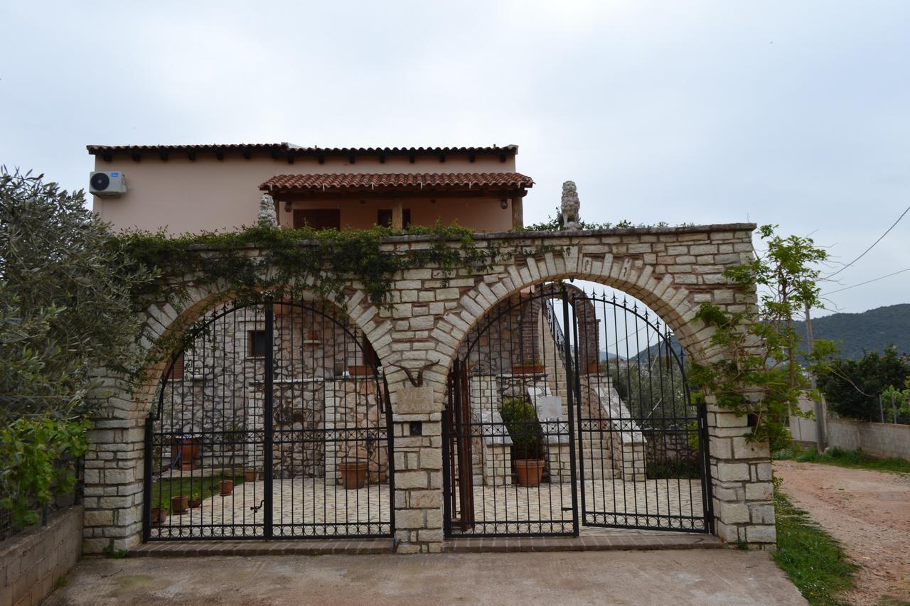Qarri Villa Ksamil